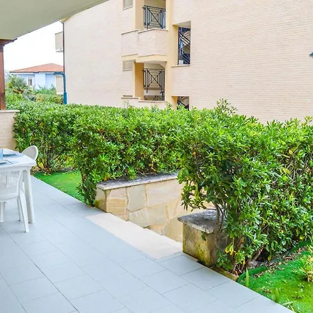 Homiday - Bay Village Apartment