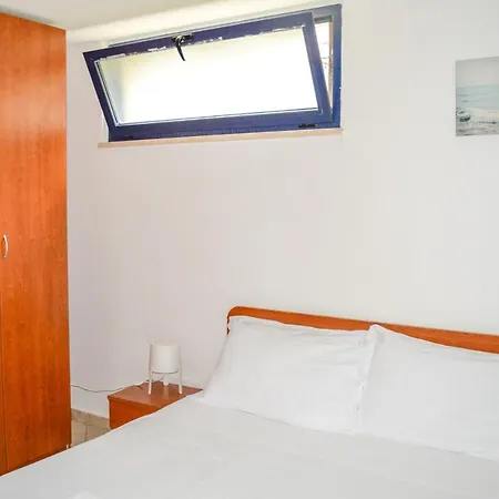 Apartment Homiday - Bay Village *