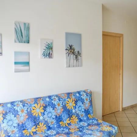 Homiday - Villaggio Pineto