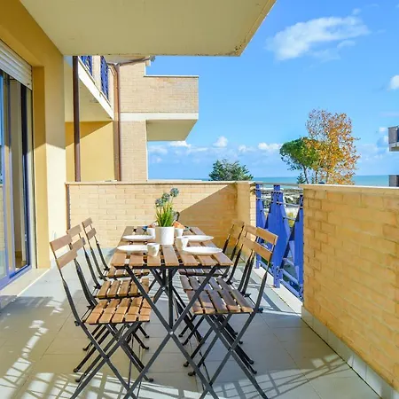 Apartment Homiday - Bay Village