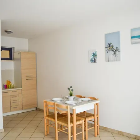 Homiday - Villaggio Διαμέρισμα