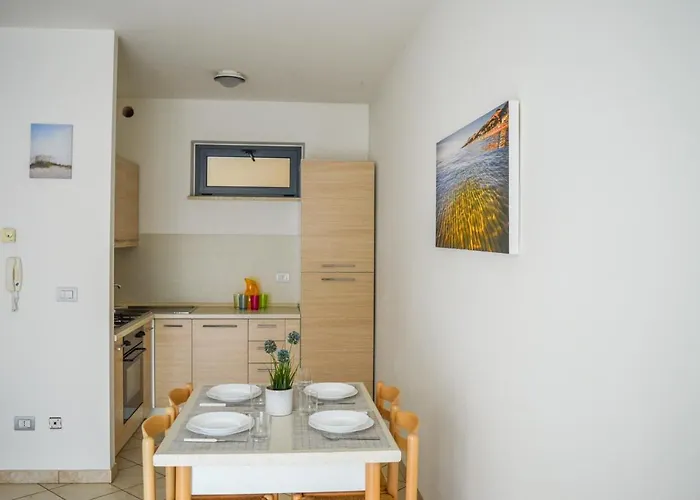 Homiday - Villaggio Pineto