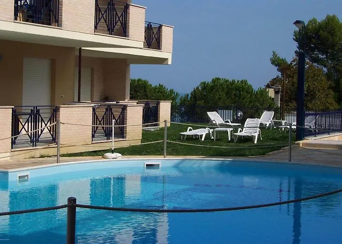 Homiday - Villaggio * Pineto