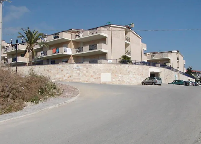 Homiday - Villaggio * Pineto